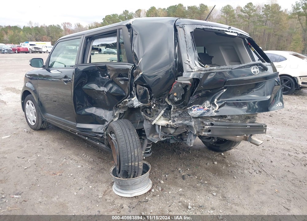 2013 SCION XB VIN: JTLZE4FE7DJ038719
