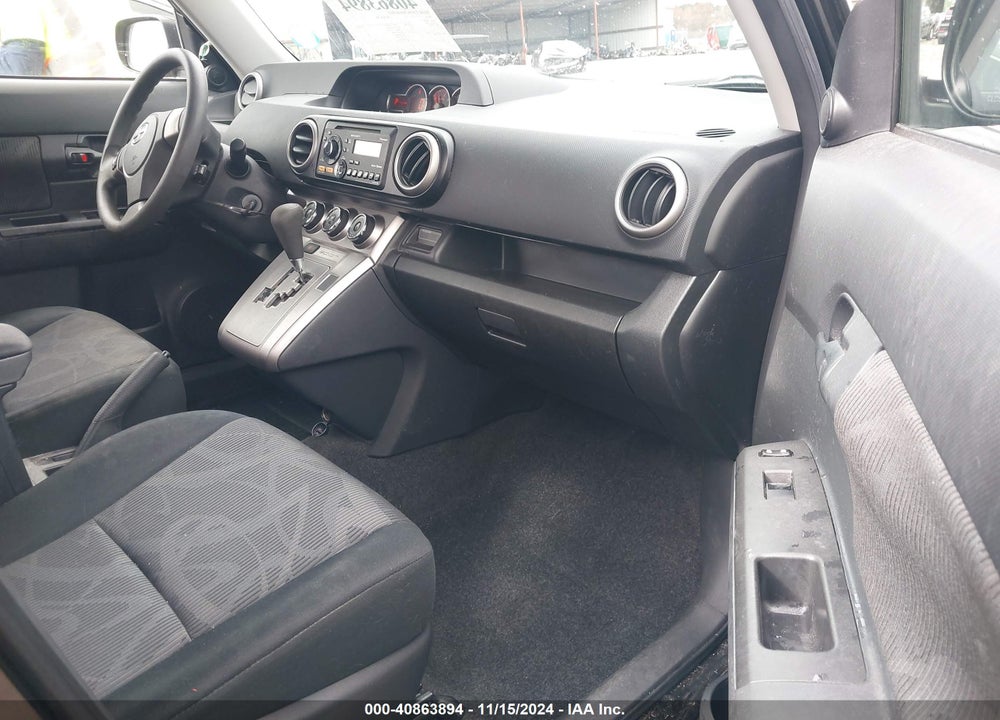2013 SCION XB VIN: JTLZE4FE7DJ038719
