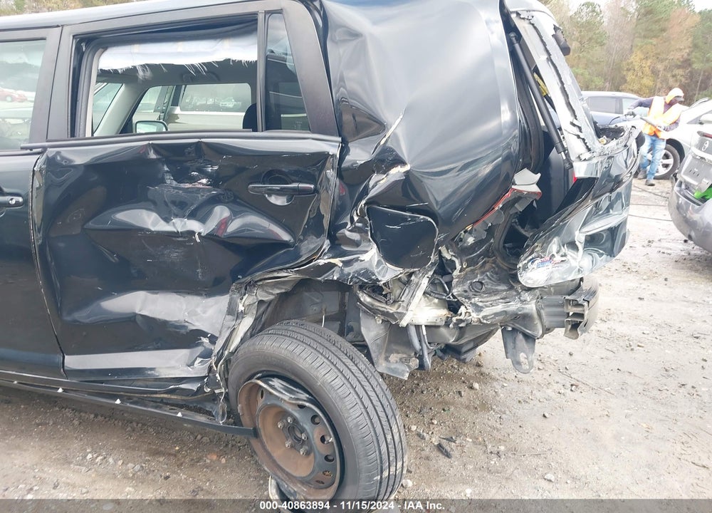 2013 SCION XB VIN: JTLZE4FE7DJ038719