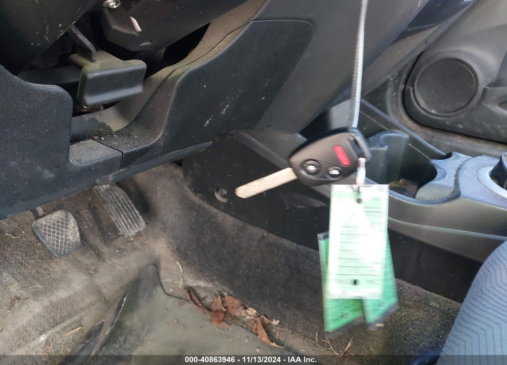 2013 HONDA FIT VIN: JHMGE8G39DC066600