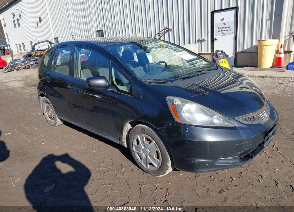 2013 HONDA FIT VIN: JHMGE8G39DC066600