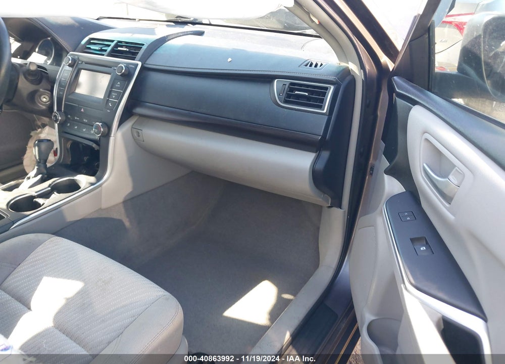 2016 TOYOTA CAMRY LE VIN: 4T4BF1FK4GR573025