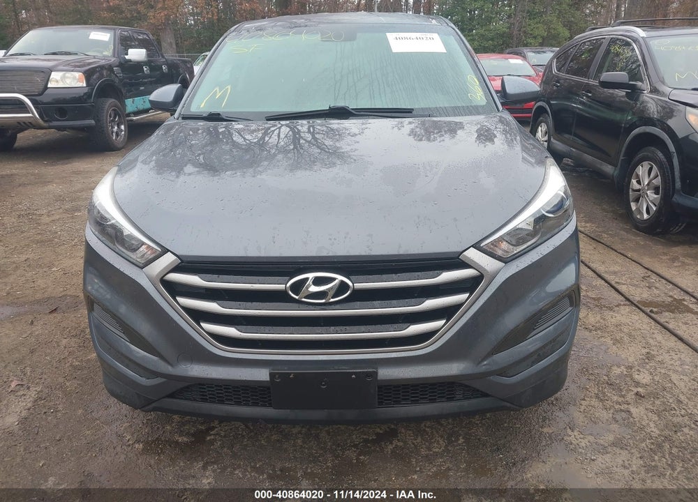 2017 HYUNDAI TUCSON SE VIN: KM8J23A43HU527094