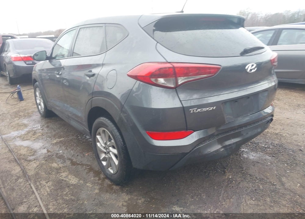 2017 HYUNDAI TUCSON SE VIN: KM8J23A43HU527094