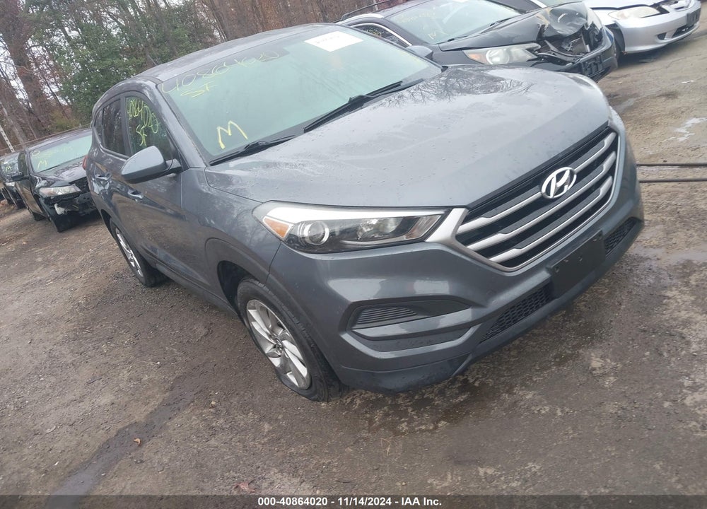 2017 HYUNDAI TUCSON SE VIN: KM8J23A43HU527094