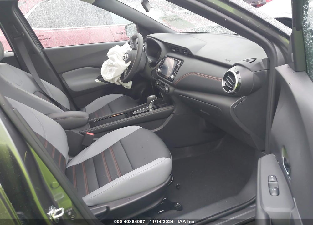 2024 NISSAN KICKS SR XTRONIC CVT VIN: 3N1CP5DV8RL562839