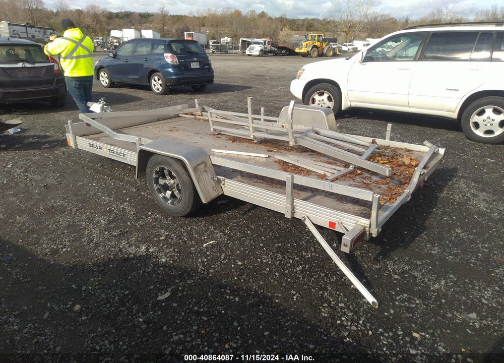 2021 BEAR TRAILER VIN: 50MBU1210ME001229