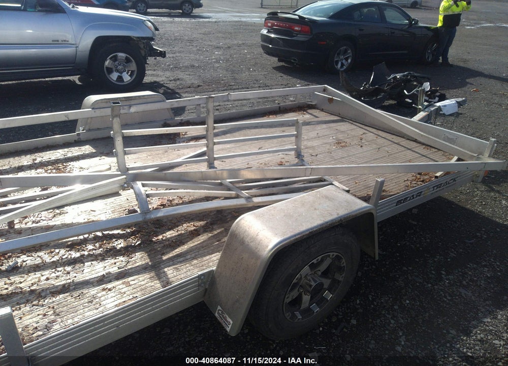 2021 BEAR TRAILER VIN: 50MBU1210ME001229