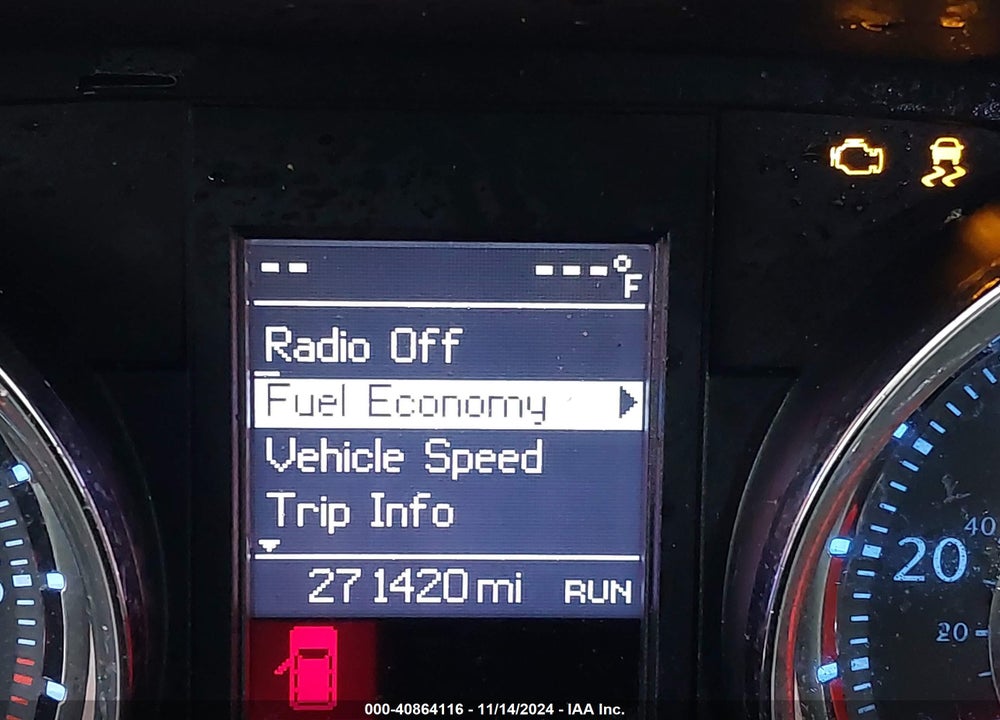 2013 CHRYSLER TOWN & COUNTRY TOURING VIN: 2C4RC1BG4DR623003