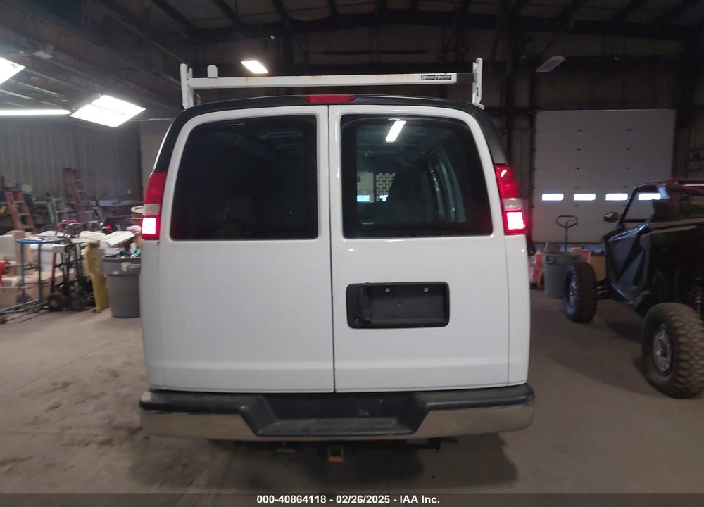 2022 GMC SAVANA CARGO RWD 2500 REGULAR WHEELBASE WORK VAN VIN: 1GTW7AF77N1222004