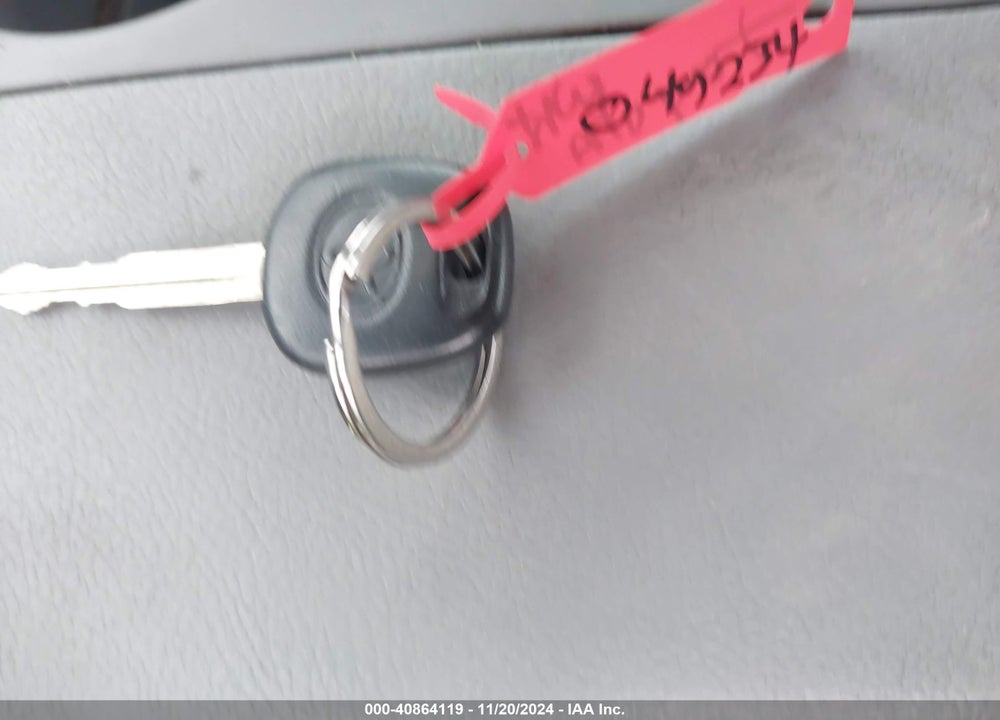 2012 TOYOTA TUNDRA VIN: 5TFRM5F19CX049234