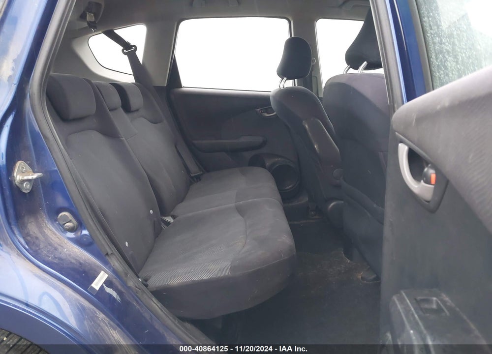 2010 HONDA FIT SPORT VIN: JHMGE8H44AC022460