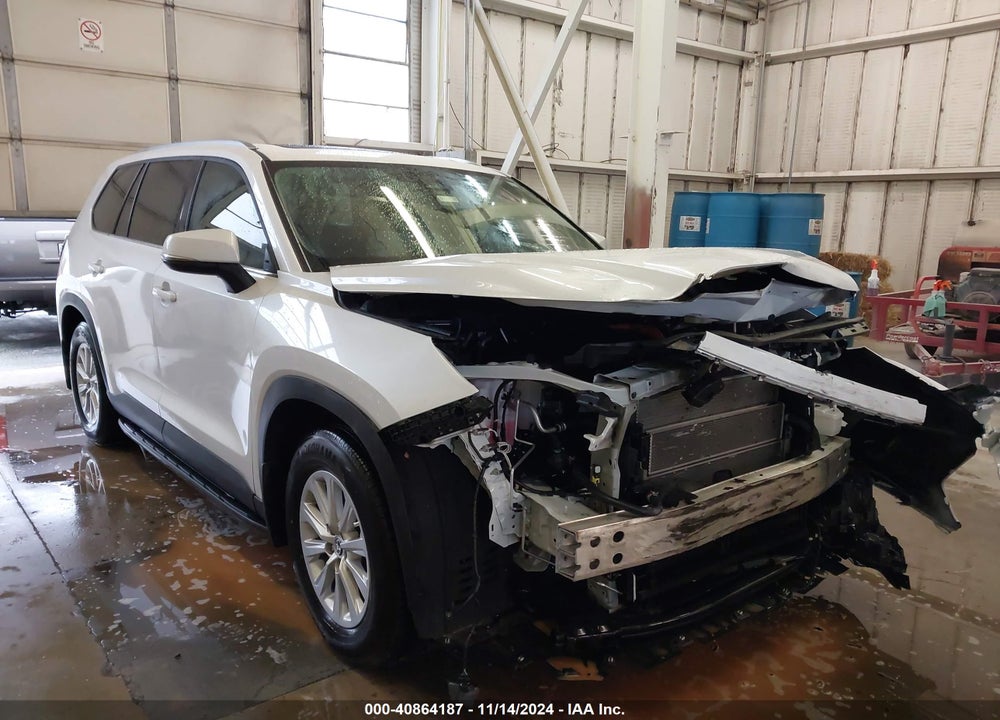 2024 TOYOTA GRAND HIGHLANDER HYBRID XLE VIN: 5TDACAB51RS009505
