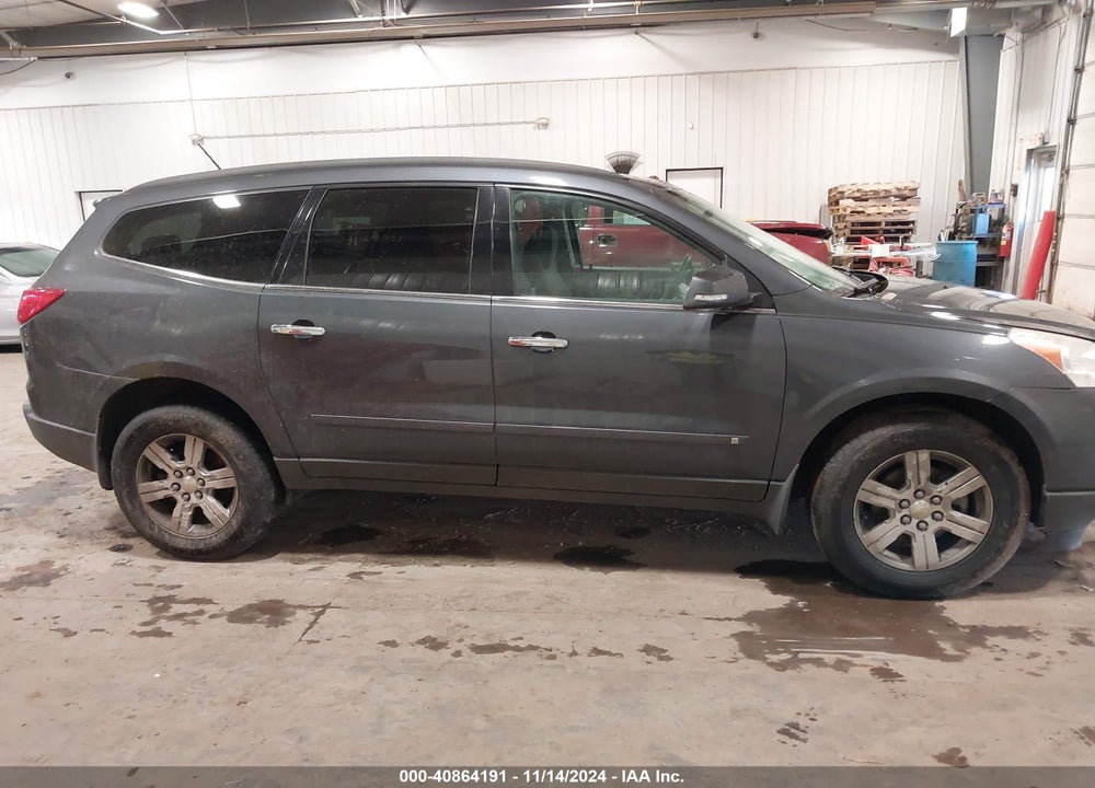 2010 CHEVROLET TRAVERSE LT VIN: 1GNLRFED1AS125605