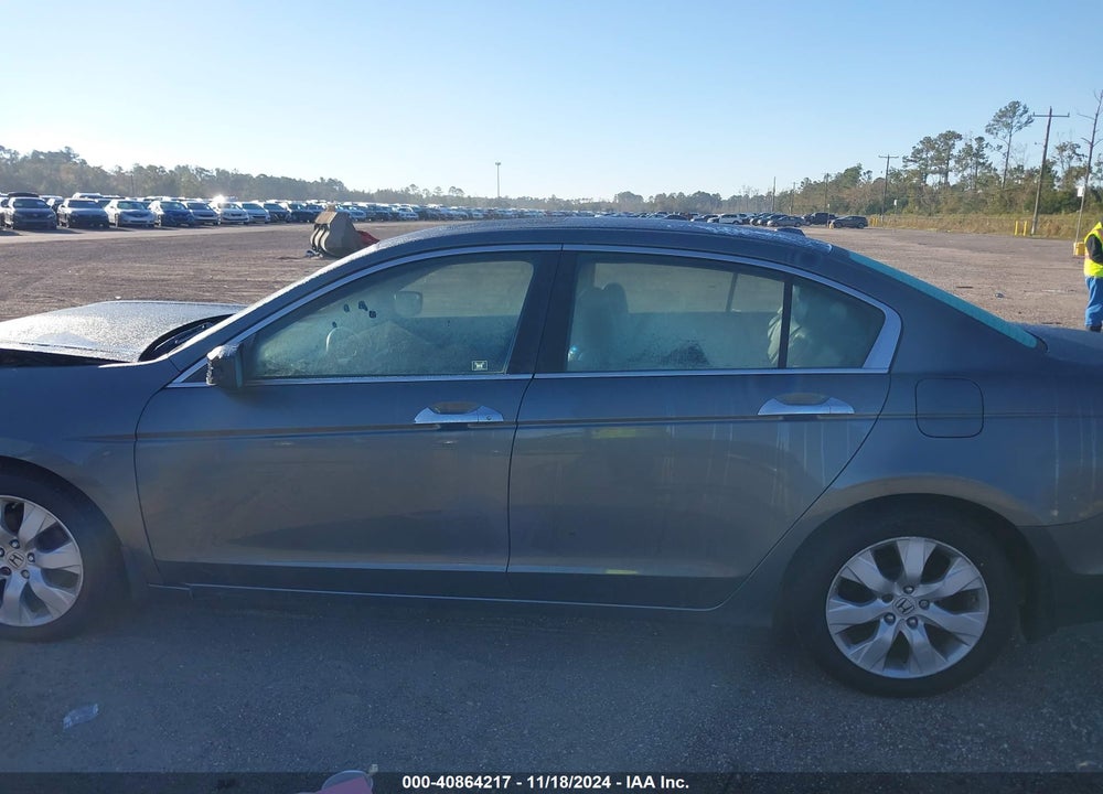 2010 HONDA ACCORD 3.5 EX-L VIN: 1HGCP3F82AA020447