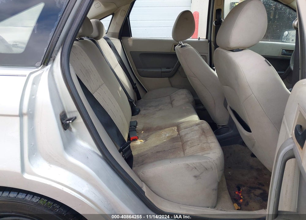 2010 FORD FOCUS SE VIN: 1FAHP3FNXAW294868