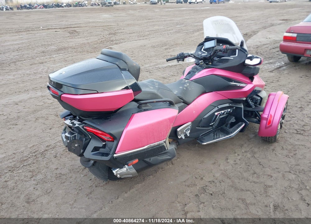 2022 CAN-AM SPYDER ROADSTER RT/RT LIMITED VIN: 2BXNBDD29NV005477