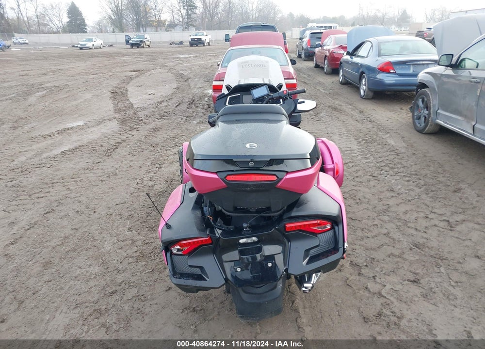 2022 CAN-AM SPYDER ROADSTER RT/RT LIMITED VIN: 2BXNBDD29NV005477