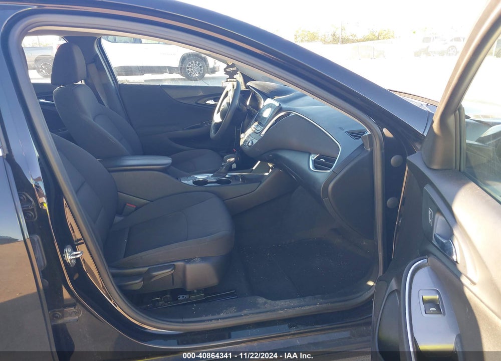2021 CHEVROLET MALIBU FWD LT VIN: 1G1ZD5ST1MF060462