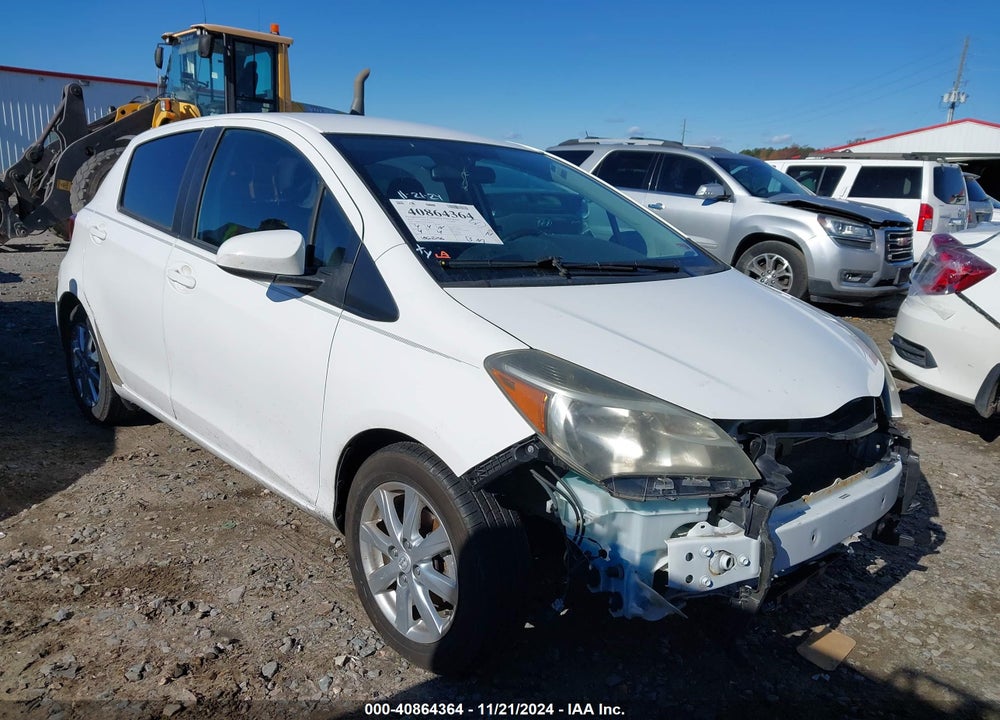 2015 TOYOTA YARIS LE VIN: VNKKTUD38FA026626