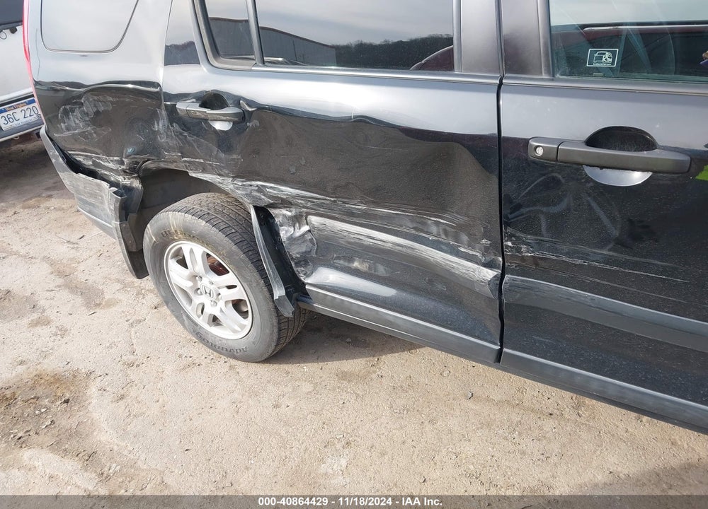 2004 HONDA CR-V EX VIN: SHSRD78804U202660