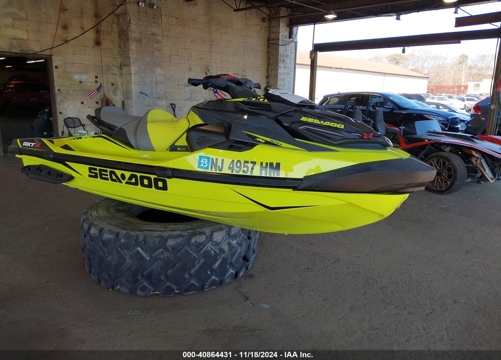 2019 SEADOO RXT-X 300 VIN: 00000YDV08791L819