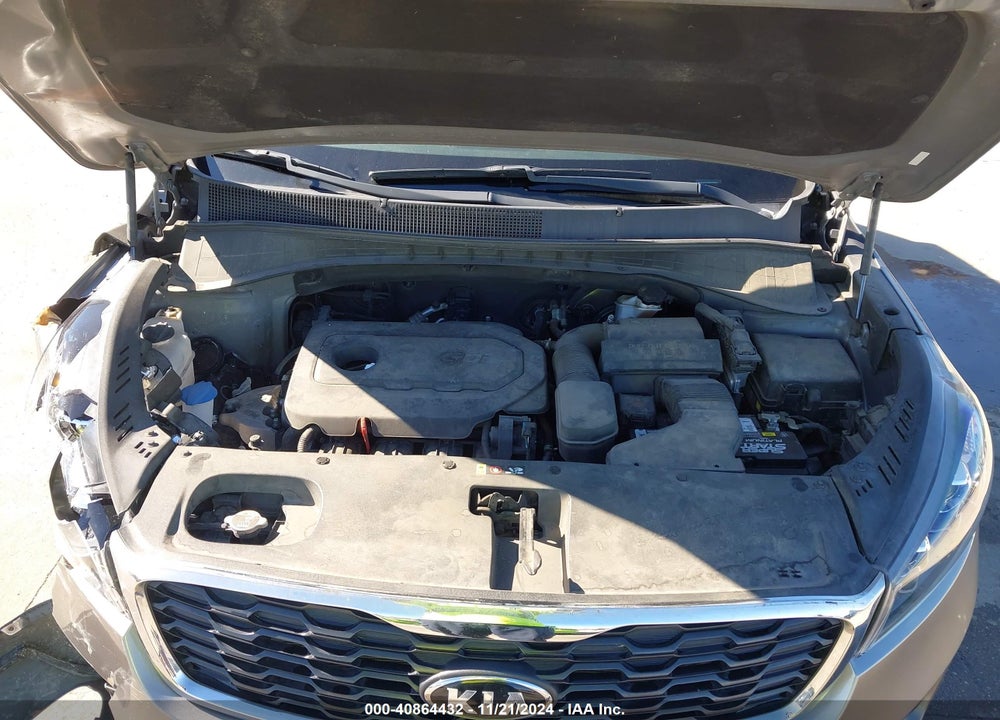 2019 KIA SORENTO 2.4L LX VIN: 5XYPG4A38KG509633