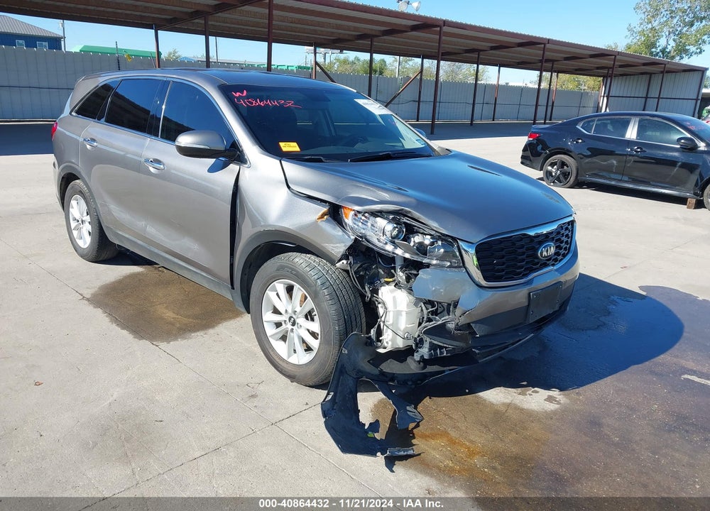 2019 KIA SORENTO 2.4L LX VIN: 5XYPG4A38KG509633