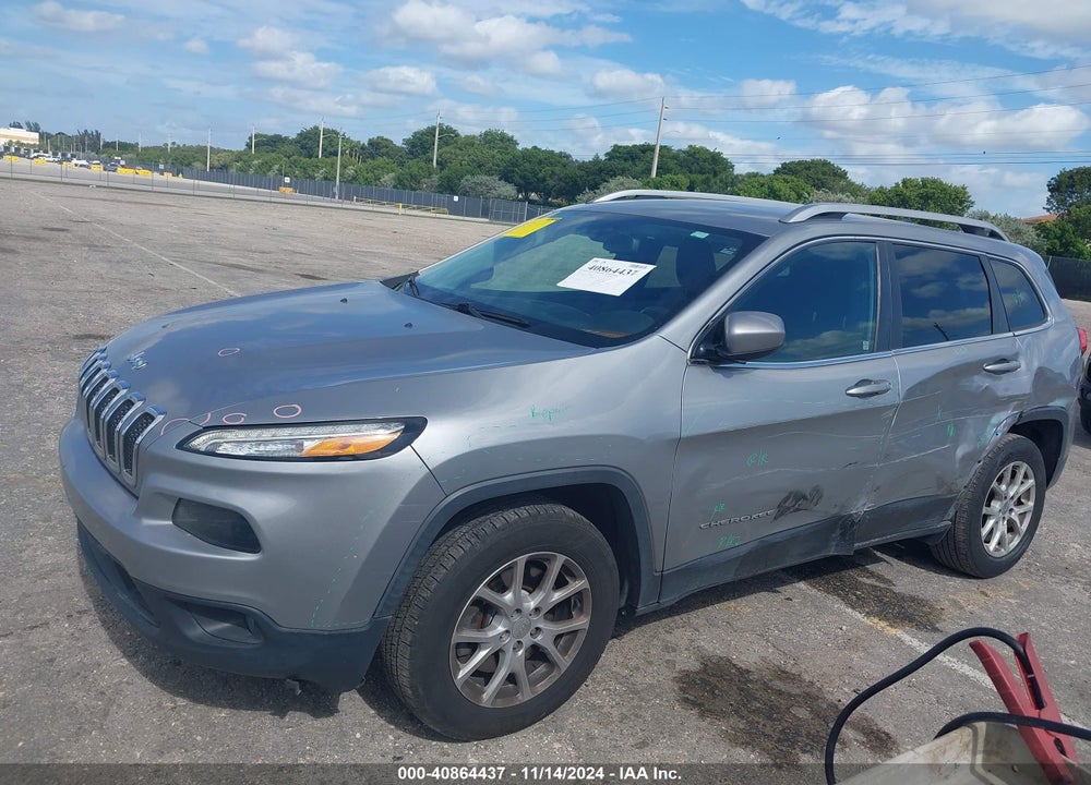 2017 JEEP CHEROKEE LATITUDE 4X4 VIN: 1C4PJMCBXHW565218