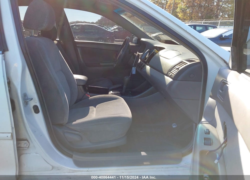 2002 TOYOTA CAMRY LE VIN: 4T1BE32K32U023483