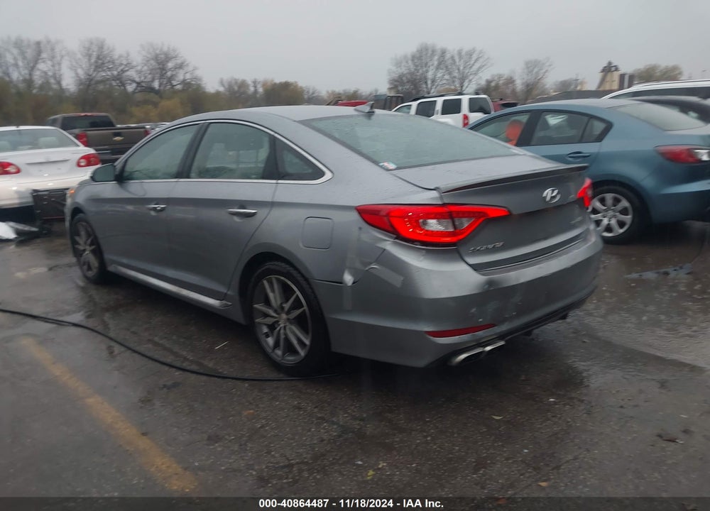 2015 HYUNDAI SONATA SPORT 2.0T VIN: 5NPE34AB7FH074323