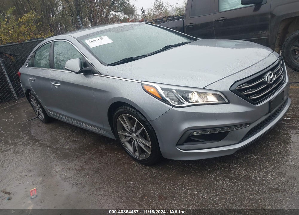 2015 HYUNDAI SONATA SPORT 2.0T VIN: 5NPE34AB7FH074323