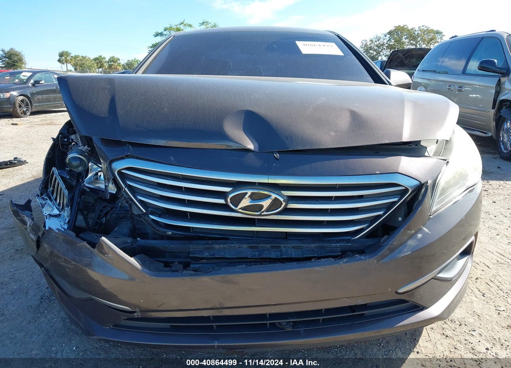 2016 HYUNDAI SONATA VIN: 5NPE24AF4GH330991