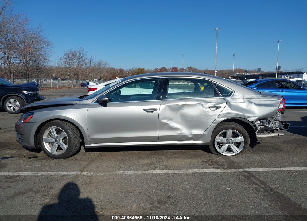 2012 VOLKSWAGEN PASSAT 2.0L TDI SE VIN: 1VWBN7A33CC009996