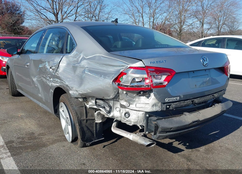 2012 VOLKSWAGEN PASSAT 2.0L TDI SE VIN: 1VWBN7A33CC009996