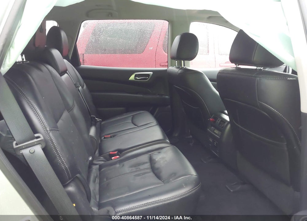 2017 NISSAN PATHFINDER VIN: 5N1DR2MM8HC670952