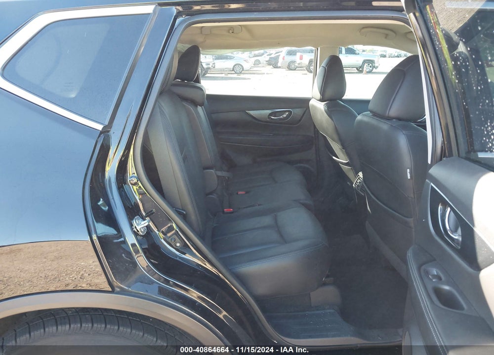2015 NISSAN ROGUE SL VIN: 5N1AT2MT1FC866319