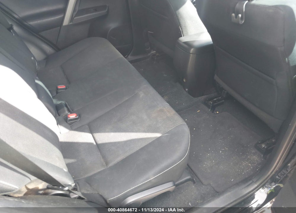 2017 TOYOTA RAV4 XLE VIN: 2T3WFREV2HW366759