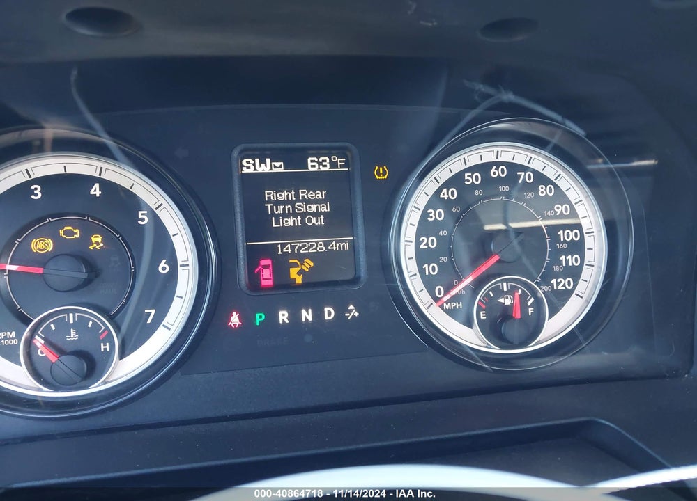2015 RAM 1500 EXPRESS VIN: 1C6RR6FT3FS583086