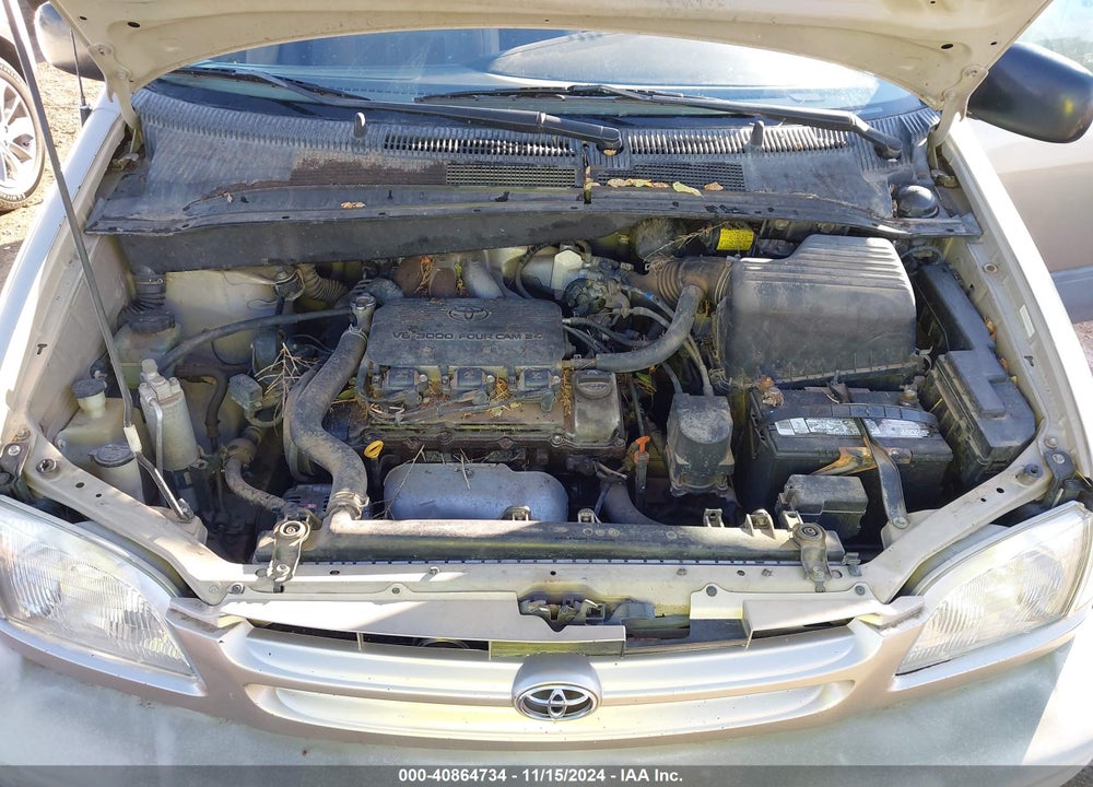 2000 TOYOTA SIENNA LE VIN: 4T3ZF13CXYU267932