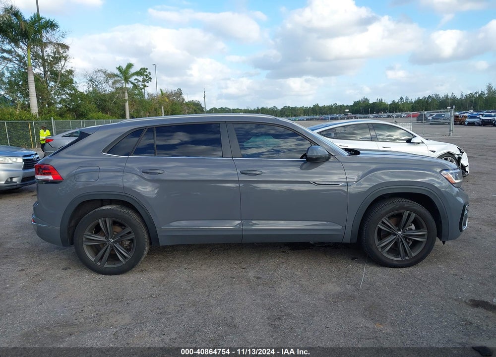 2021 VOLKSWAGEN ATLAS CROSS SPORT 3.6L V6 SE W/TECHNOLOGY R-LINE VIN: 1V2PE2CA0MC216790