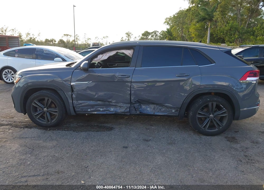 2021 VOLKSWAGEN ATLAS CROSS SPORT 3.6L V6 SE W/TECHNOLOGY R-LINE VIN: 1V2PE2CA0MC216790