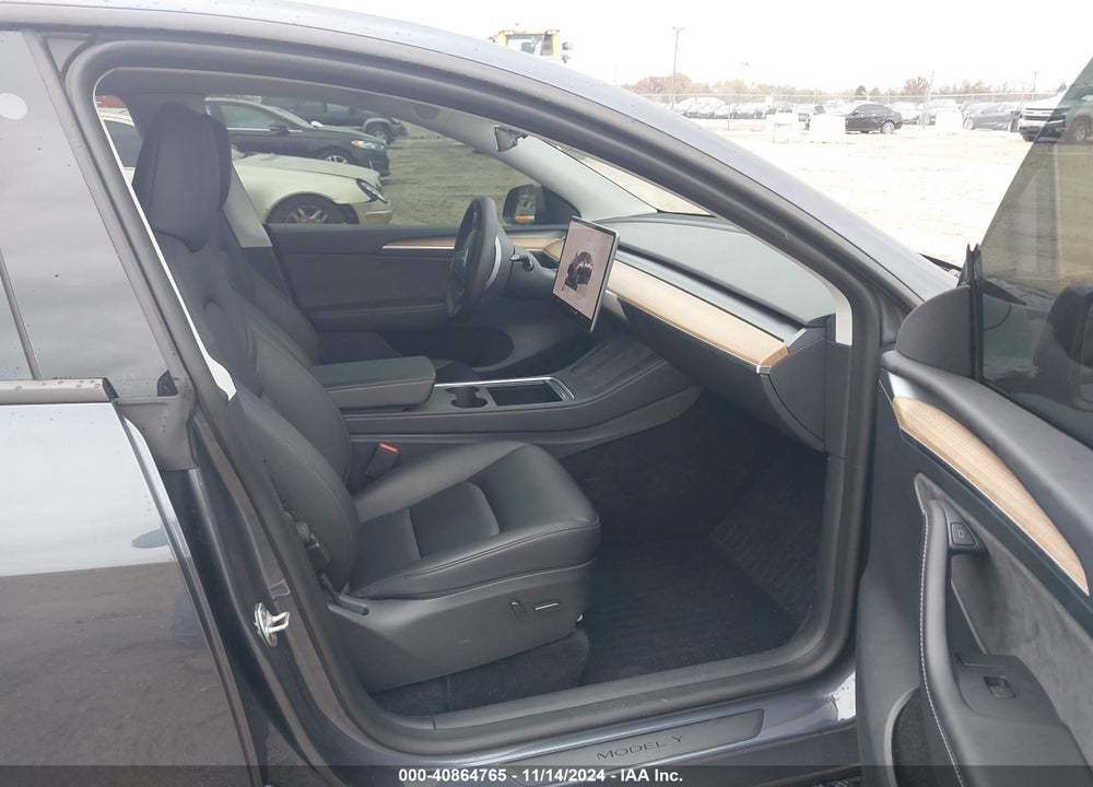 2023 TESLA MODEL Y AWD/LONG RANGE DUAL MOTOR ALL-WHEEL DRIVE VIN: 7SAYGDEEXPA084432