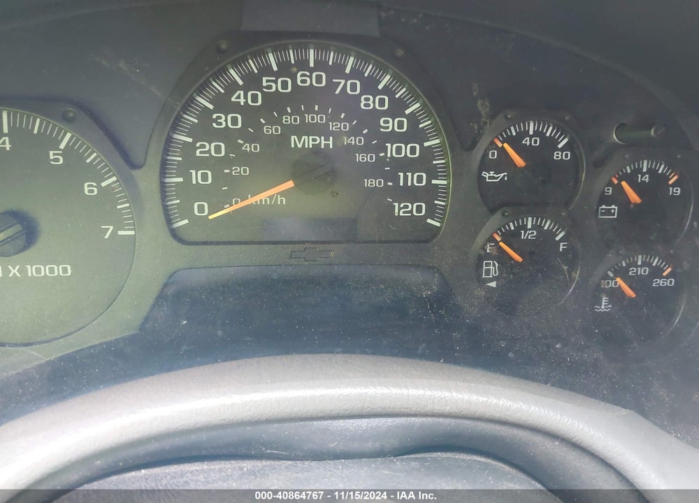 2002 CHEVROLET TRAILBLAZER LS VIN: 1GNDT13S522400520
