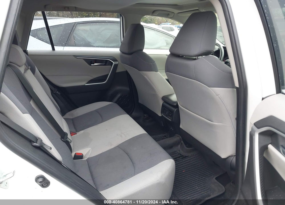 2020 TOYOTA RAV4 XLE VIN: JTMP1RFV3LD529958