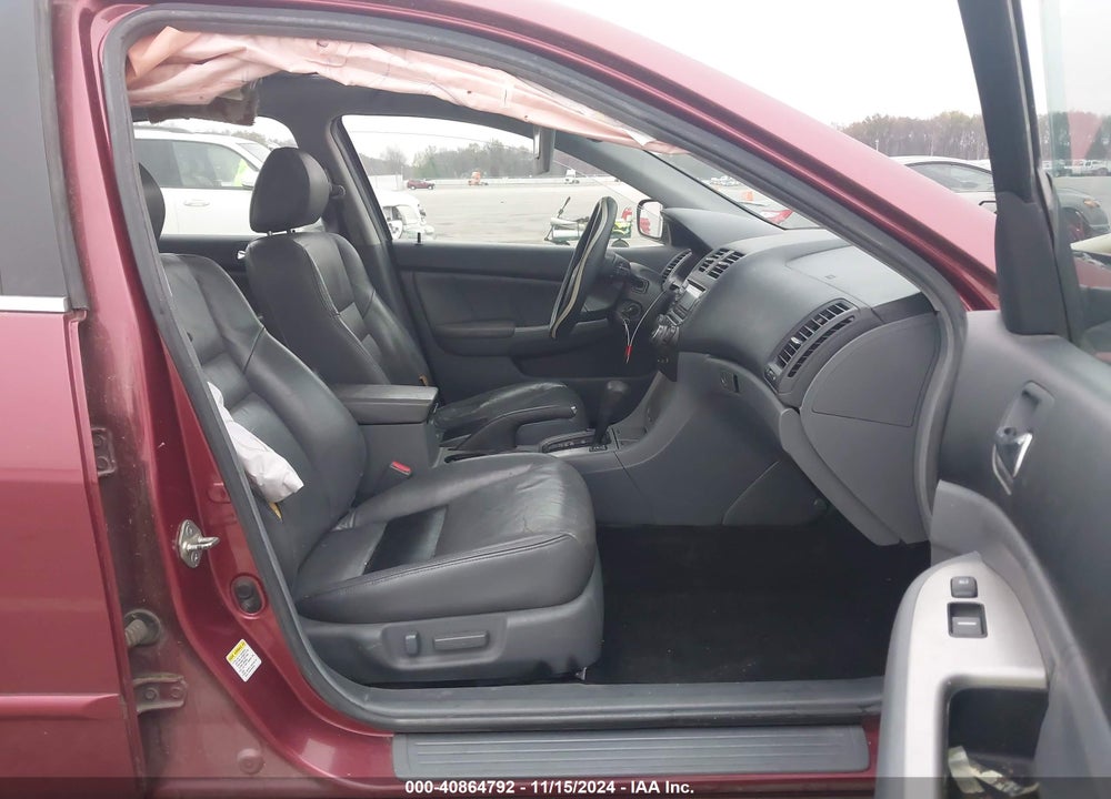 2005 HONDA ACCORD 3.0 EX VIN: 1HGCM66535A006420