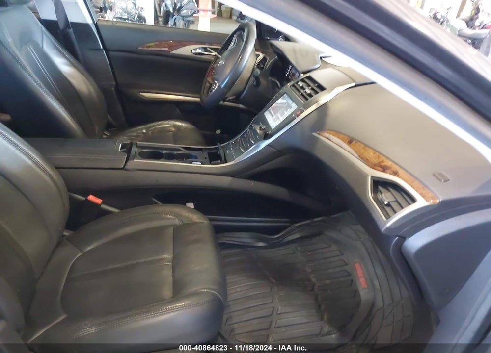 2013 LINCOLN MKZ VIN: 3LN6L2J90DR812944
