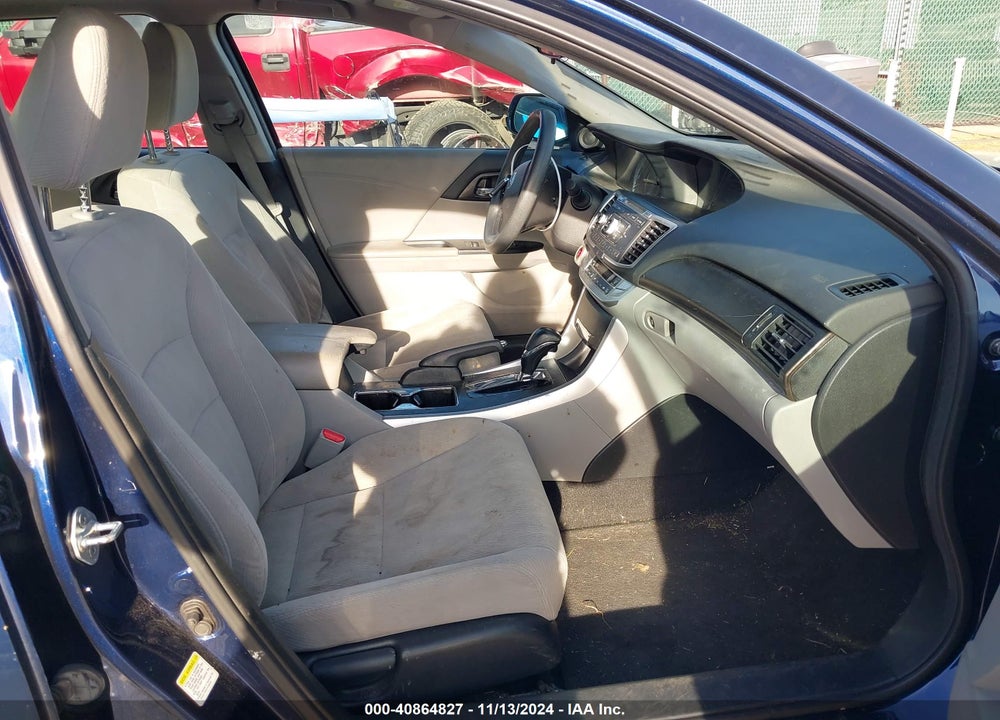 2013 HONDA ACCORD EX VIN: 1HGCR2F71DA168881