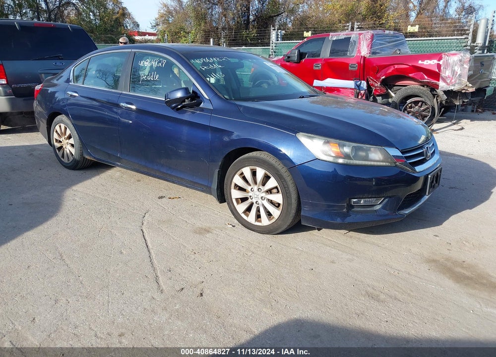 2013 HONDA ACCORD EX VIN: 1HGCR2F71DA168881