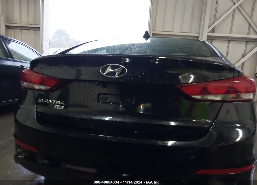 2017 HYUNDAI ELANTRA VIN: KMHD74LFXHU367668